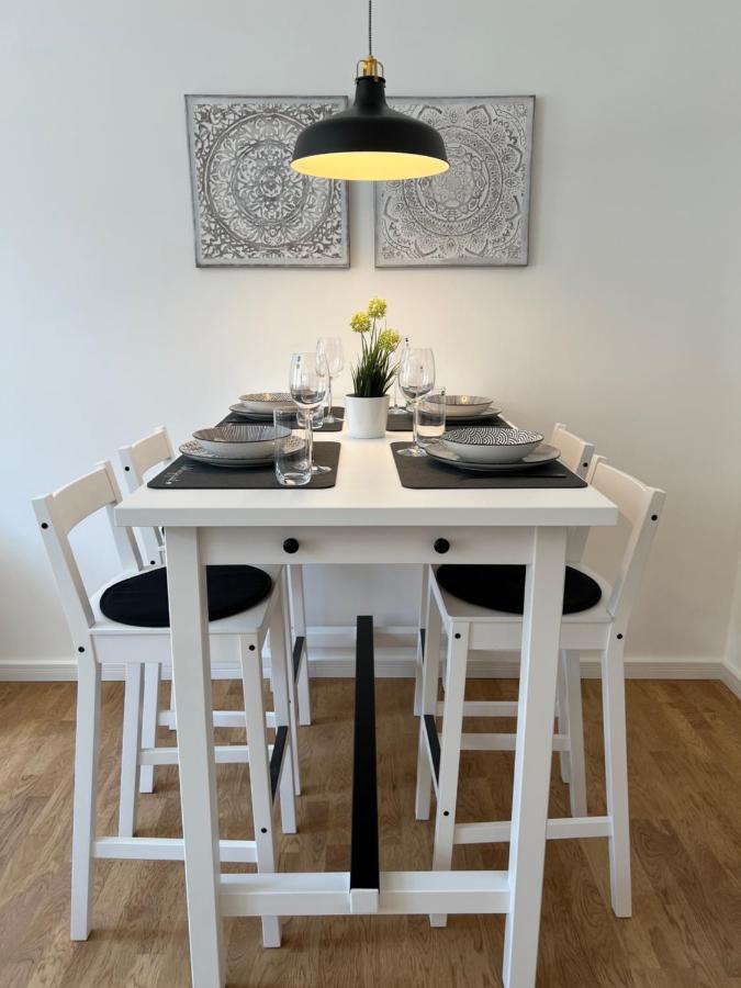 Goethe Palais Suite Charlotte 4P L Lift I Parkplatzi Zentrum I Helios Aue  Bagian luar foto