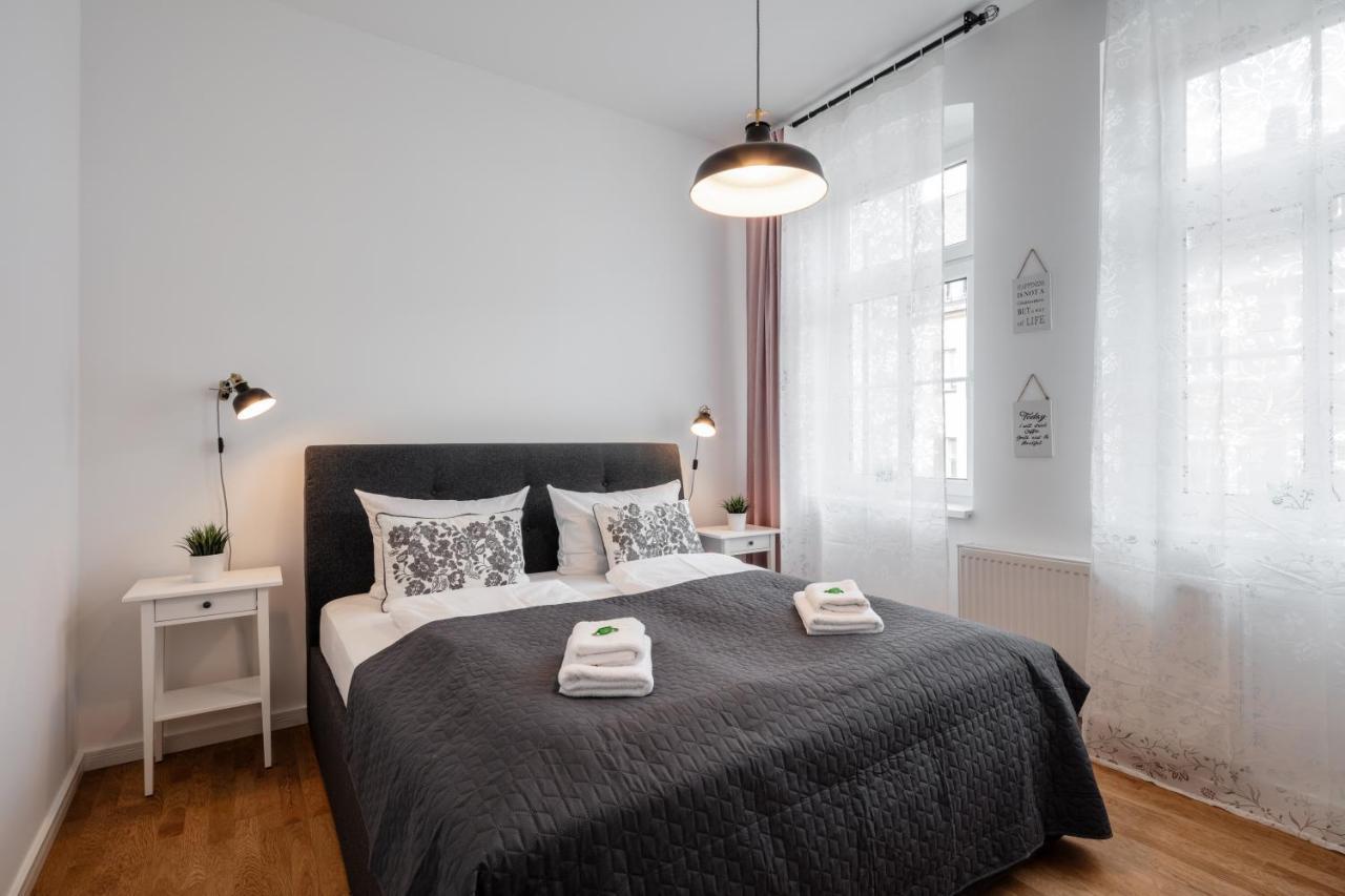 Goethe Palais Suite Charlotte 4P L Lift I Parkplatzi Zentrum I Helios Aue  Bagian luar foto