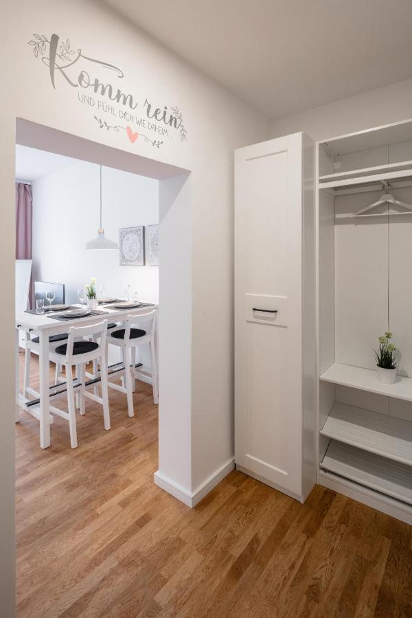 Goethe Palais Suite Charlotte 4P L Lift I Parkplatzi Zentrum I Helios Aue  Bagian luar foto